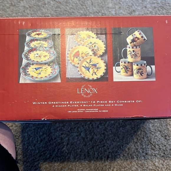 LENOX NEW IN BOX -Vintage Home for the Holidays Winter Greetings 12 piece set - Picture 4 of 10